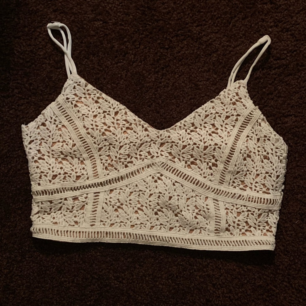 Kendall & Kylie Crochet Crop Top - M